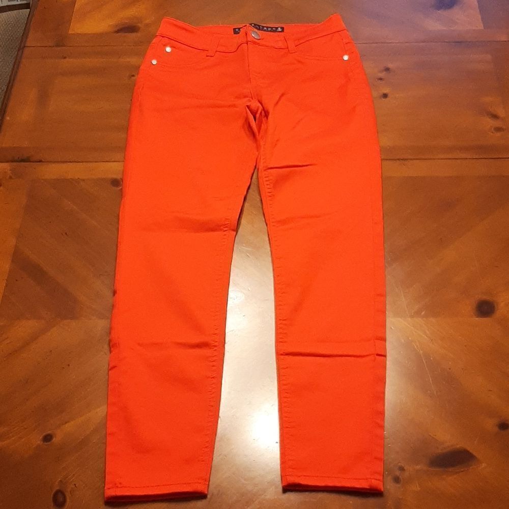 Tinseltown Red Pants